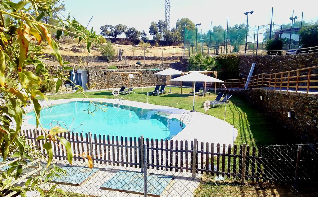 Hotel 4 Estrellas Conventual De Alcantara エクステリア 写真