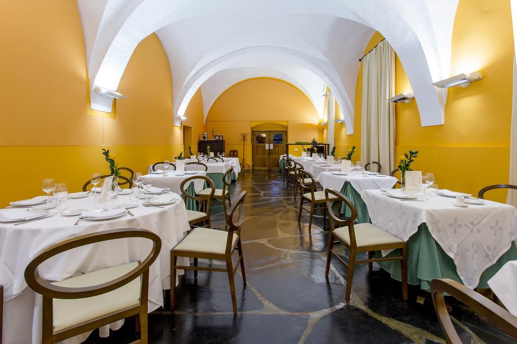 Hotel 4 Estrellas Conventual De Alcantara エクステリア 写真