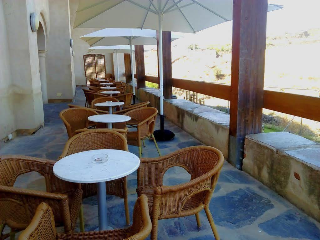 Hotel 4 Estrellas Conventual De Alcantara エクステリア 写真