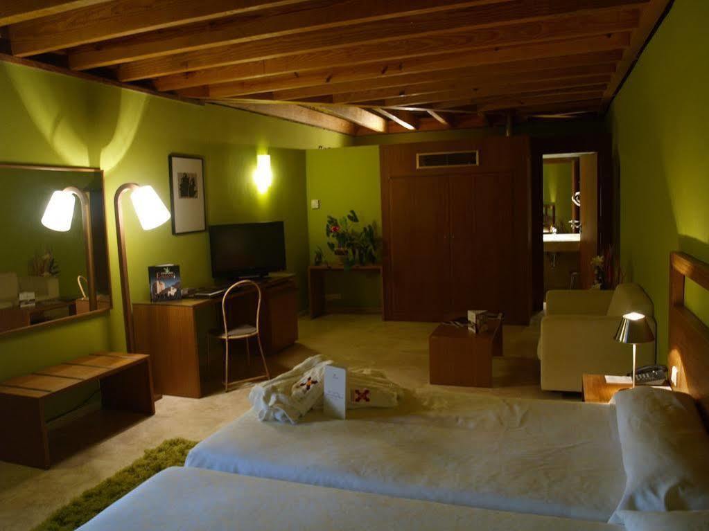 Hotel 4 Estrellas Conventual De Alcantara エクステリア 写真
